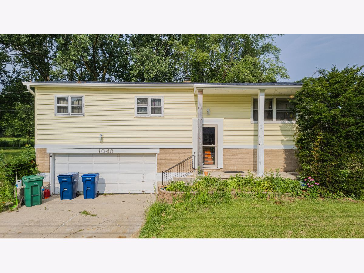 Homes For Sale Bartletts Gurnee Illinois, 1048 Belle Plaine Avenue