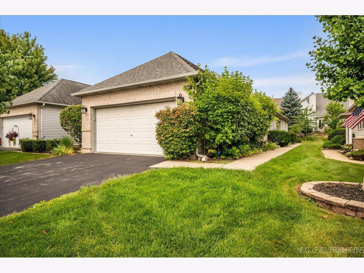  For Rent St Charles Illinois, 805 Thornwood