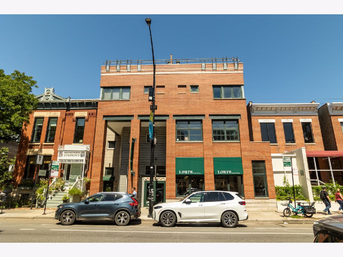  Rented Chicago Illinois, 824 Armitage