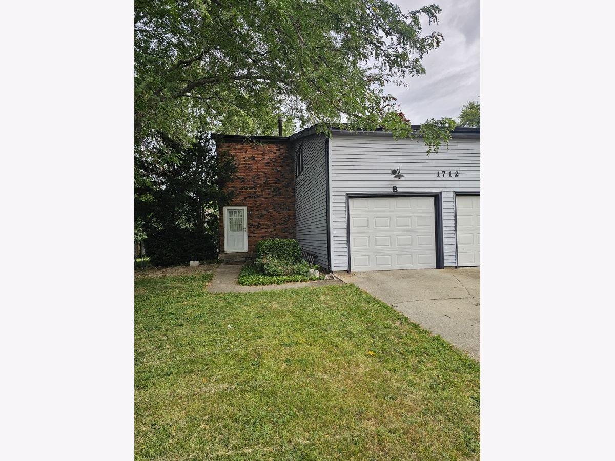  For Sale Normal Illinois, 1712B Linda Lane