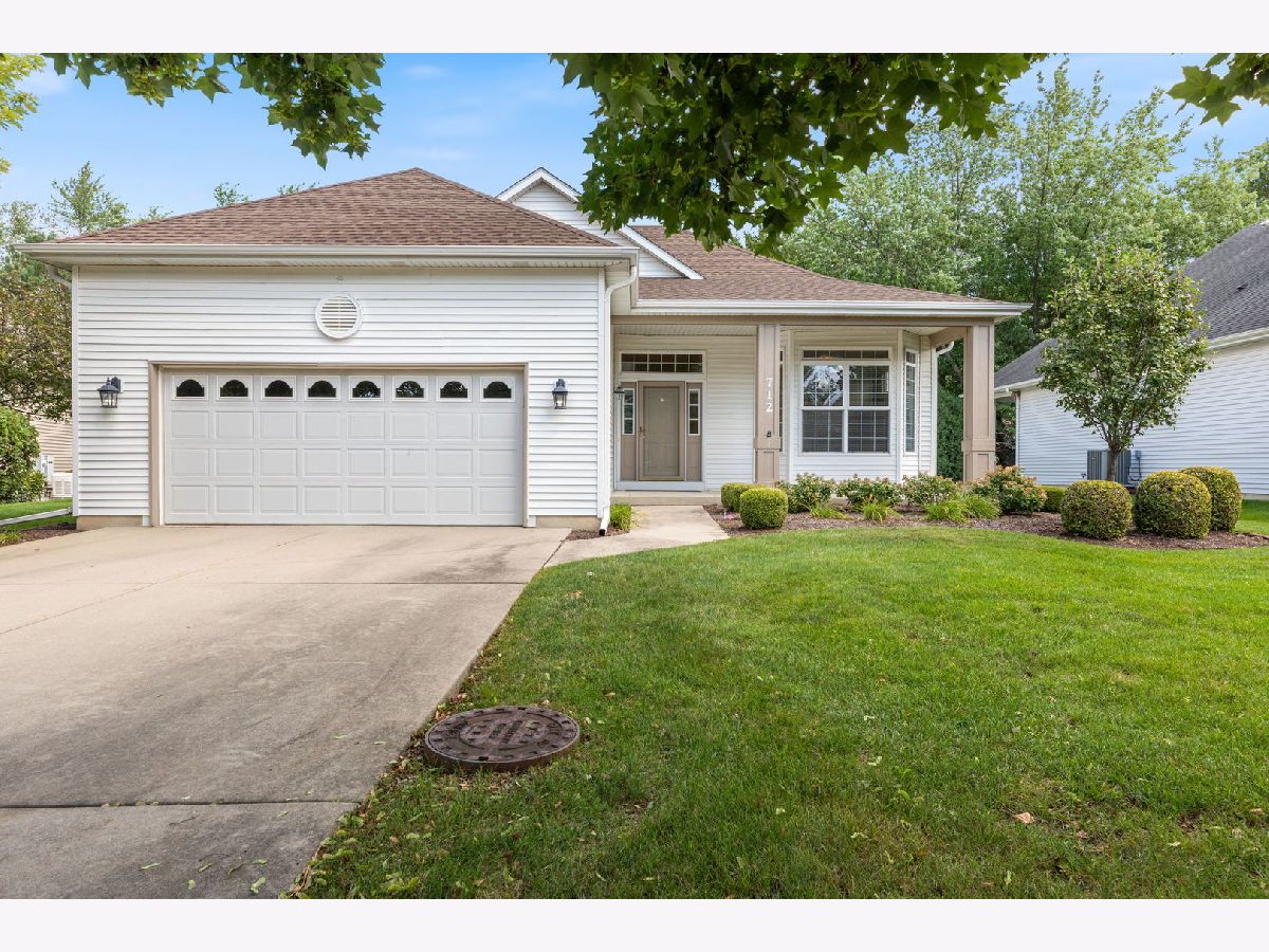  For Sale Joliet Illinois, 712 Sanctuary Lane