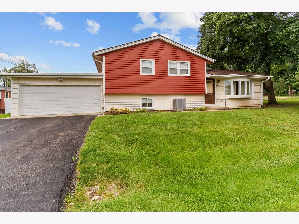 Sold Winfield Illinois, 26W447 Harrison