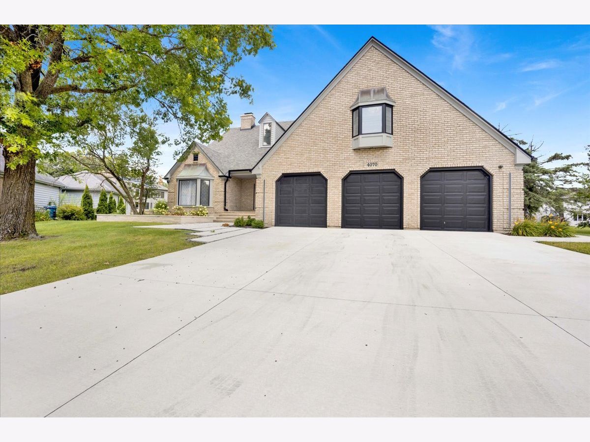 Homes & Townhomes & Condos Rented White Eagle Naperville Illinois, 4070 Palmer