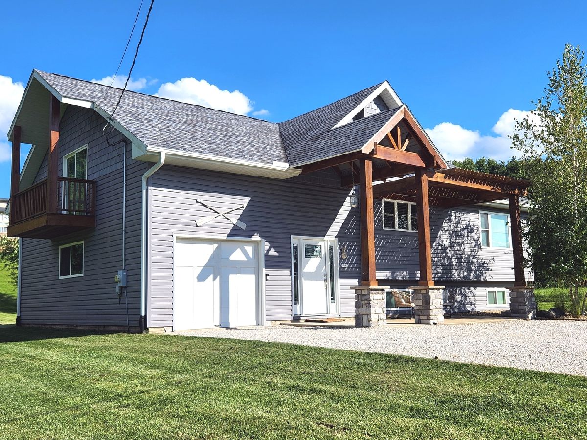 Homes For Sale Lake Wildwood Varna Illinois, 134 Clubhouse Drive