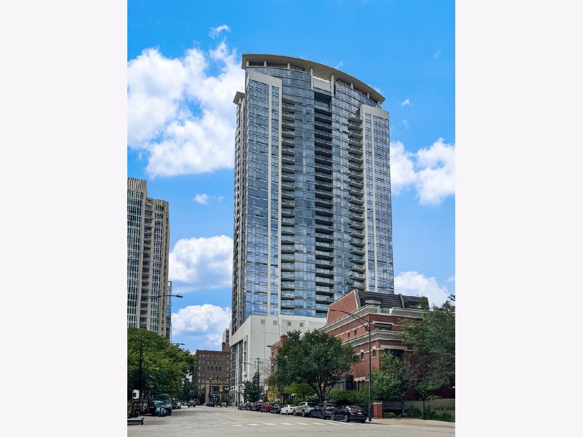 Condominiums For Sale 1400 Museum Park Chicago Illinois, 100 14th Street