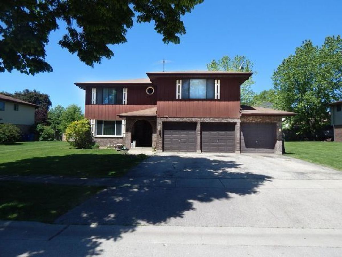  For Rent Roselle Illinois, 624 Rush