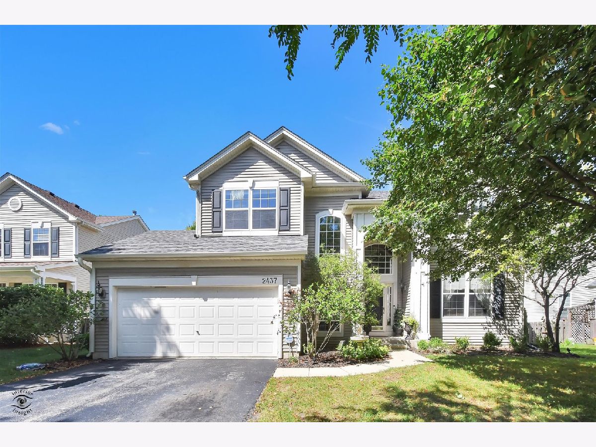  Sold Montgomery Illinois, 2437 Deer Point