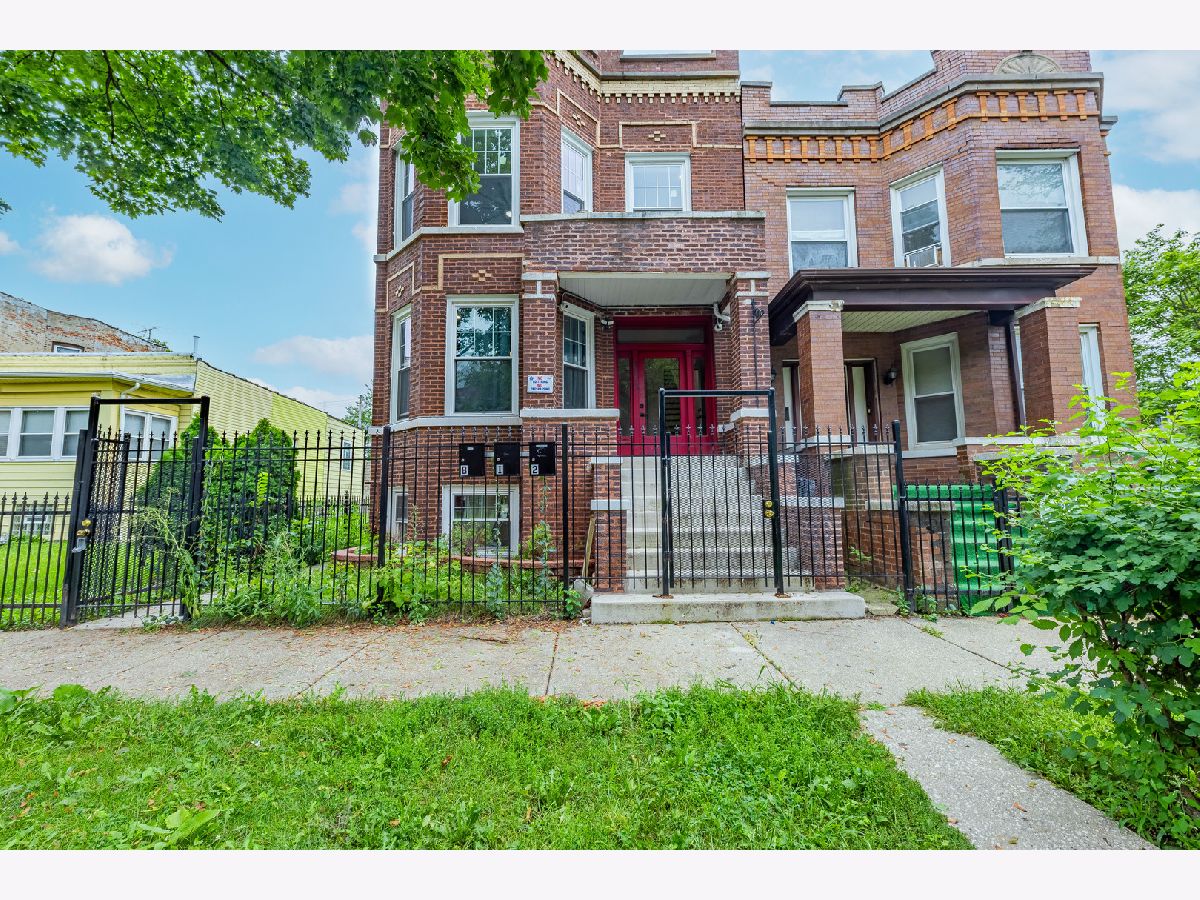  For Sale Chicago Illinois, 4453 Adams Street