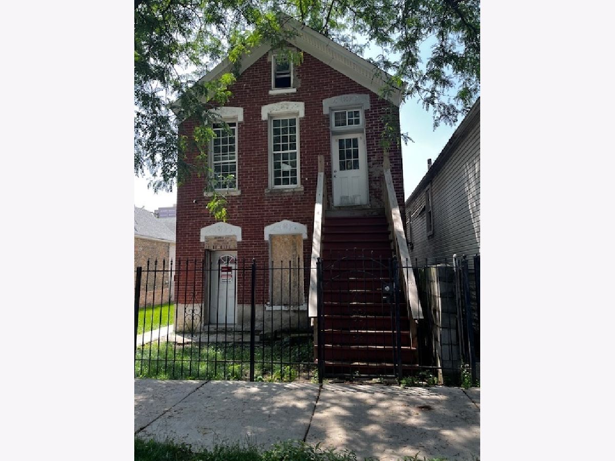  For Sale Chicago Illinois, 2911 25th Street
