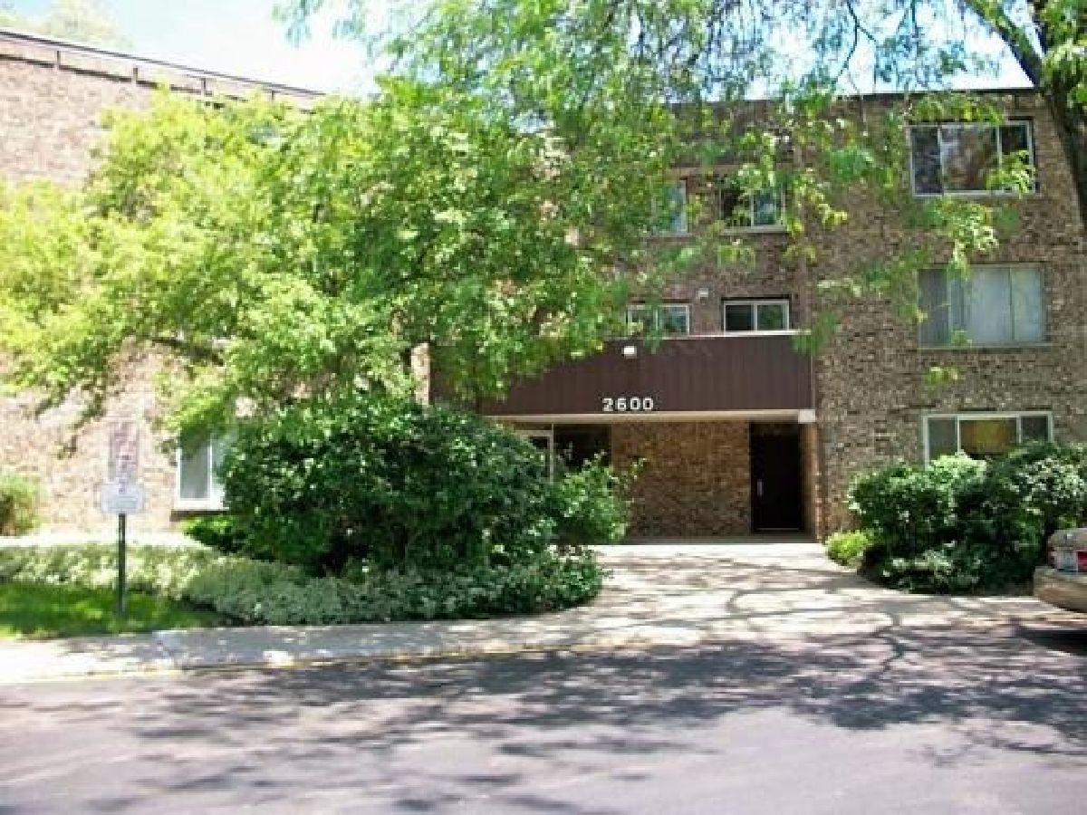  For Sale Rolling Meadows Illinois, 2600 Brookwood Way Drive
