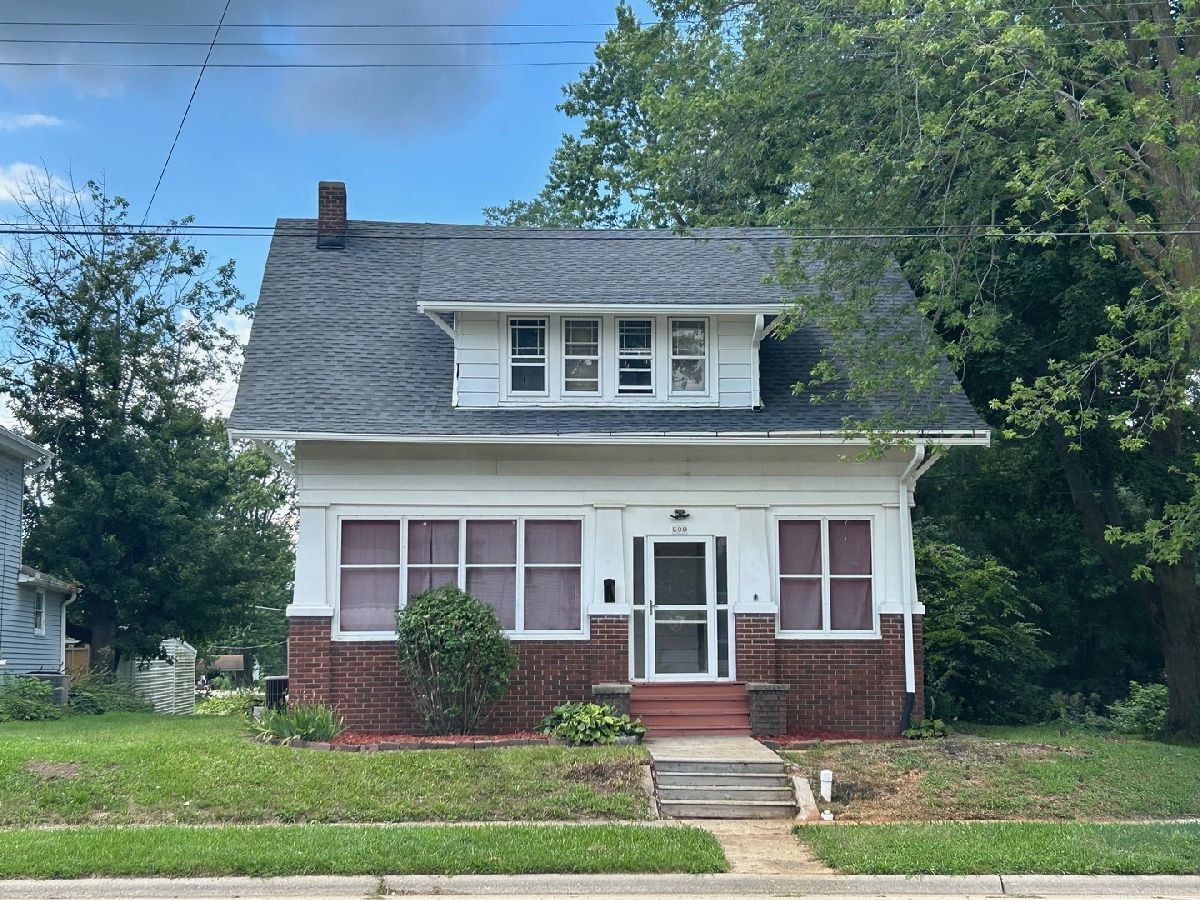 For Sale Polo Illinois, 509 Division Avenue
