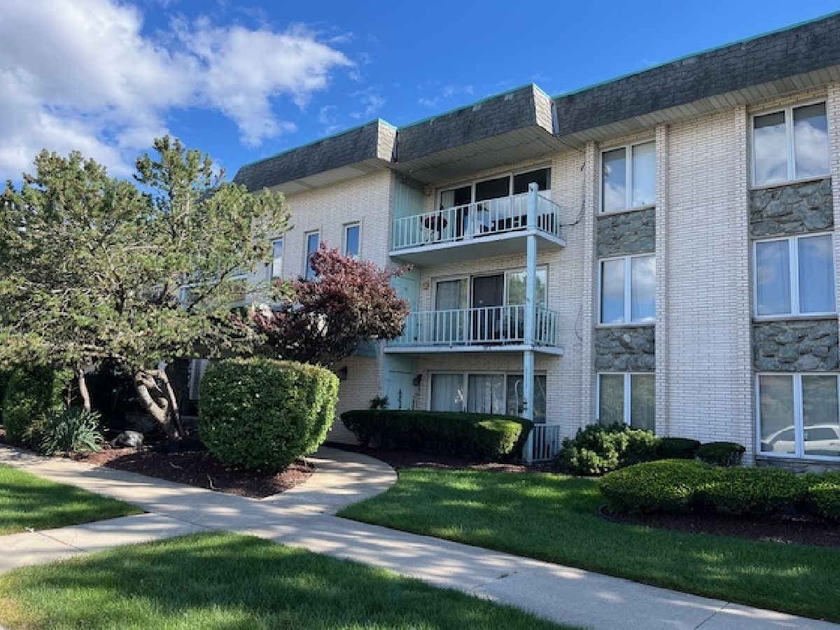  Sold Oak Lawn Illinois, 4715 106th