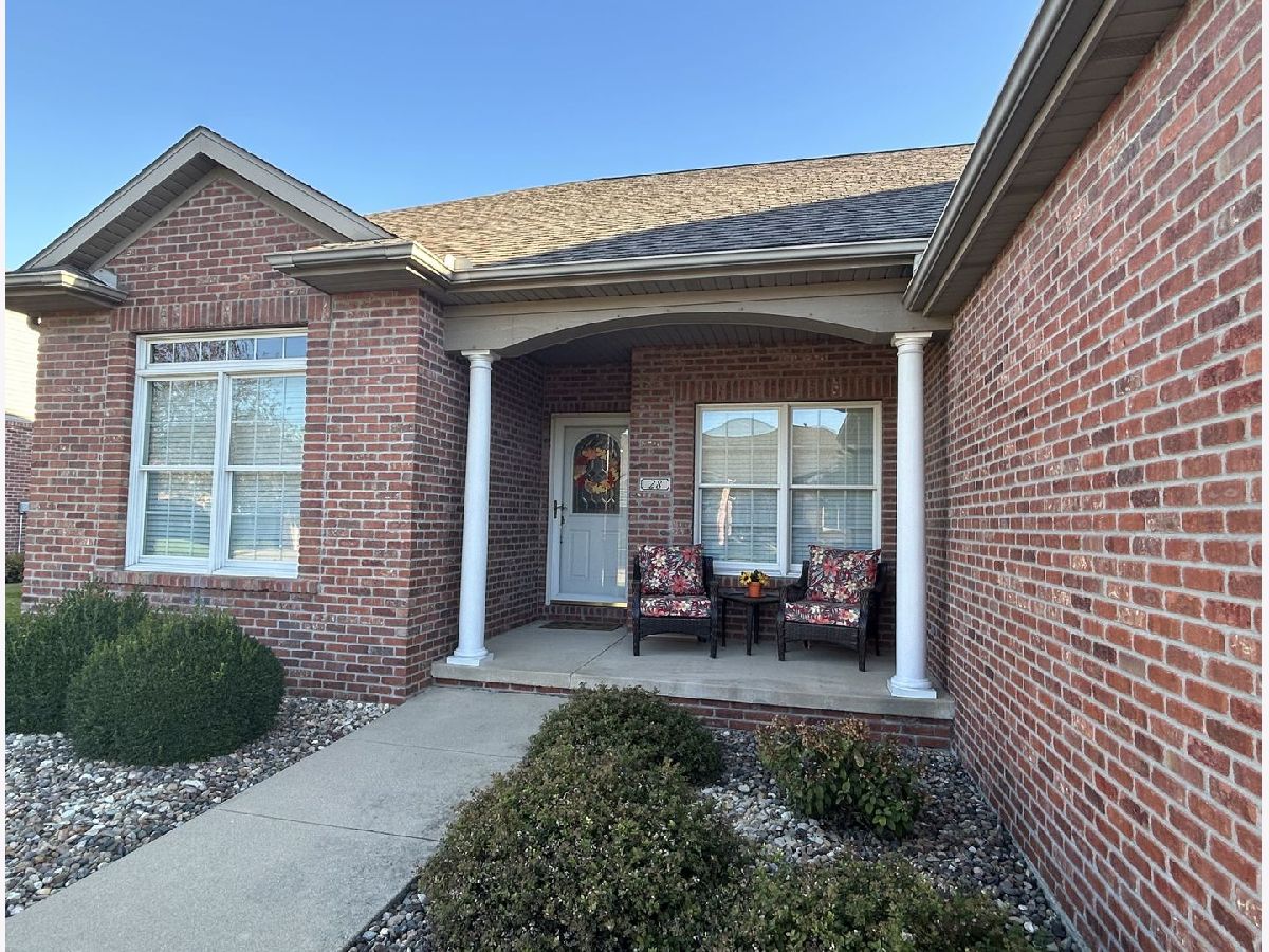 Condos & Townhomes & Homes Sold Spring Ridge Bloomington Illinois