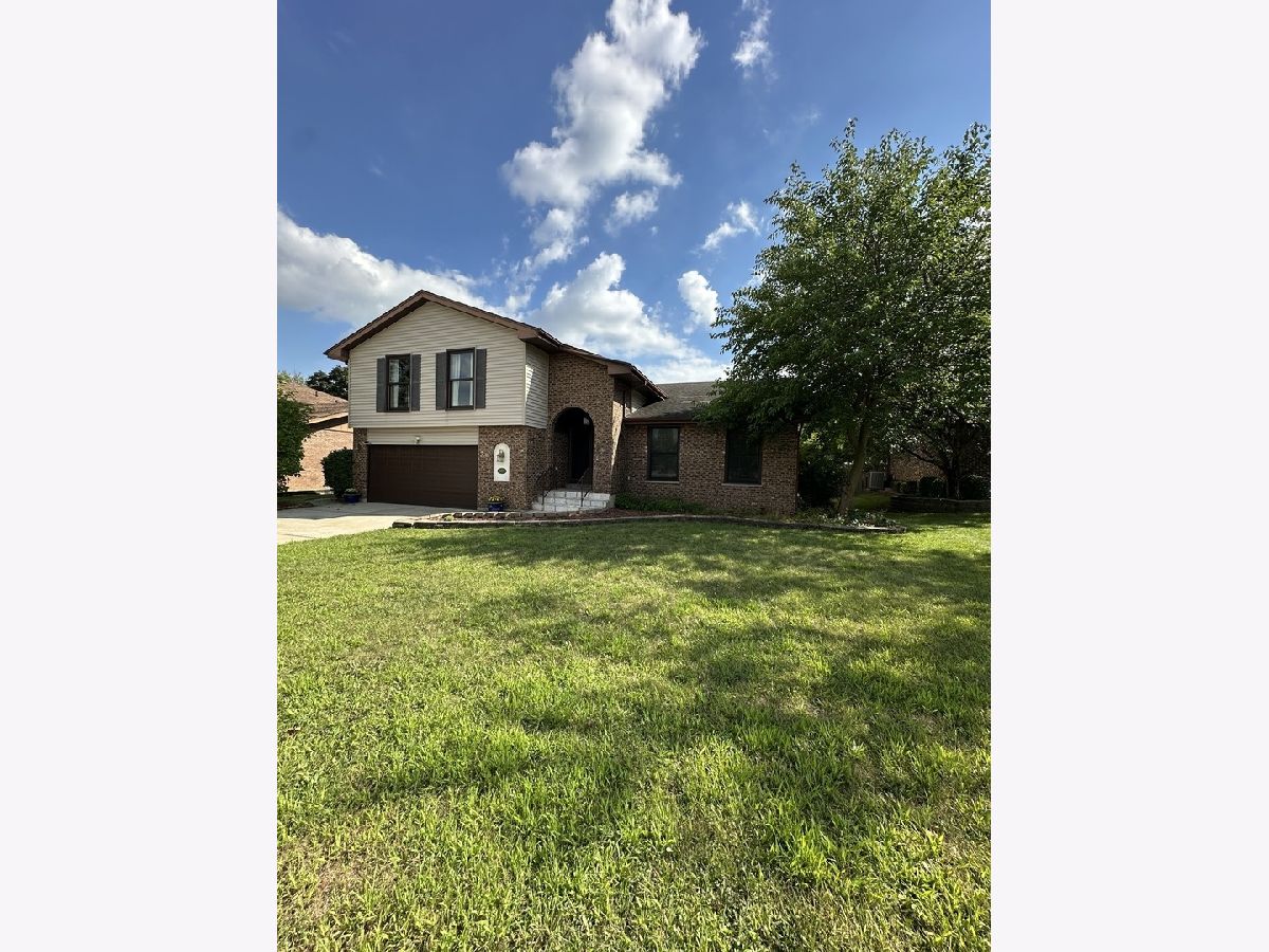  Rented Schaumburg Illinois, 567 Lorelei