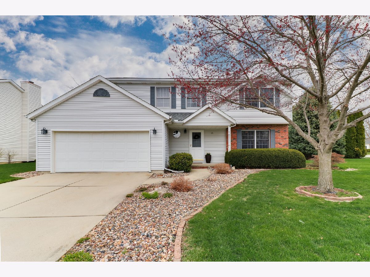  For Sale Bloomington Illinois, 10 Weathervane Court