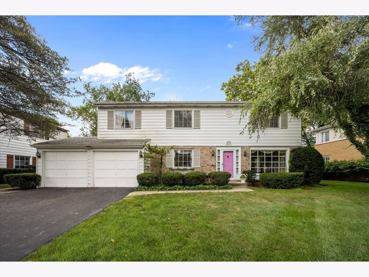  For Sale Deerfield Illinois, 1505 Hackberry Road
