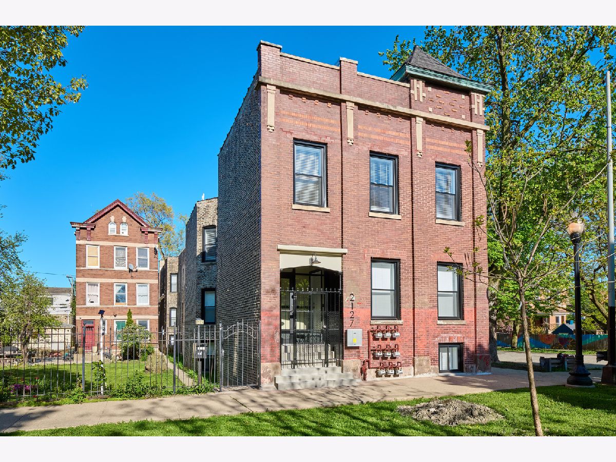  For Rent Chicago Illinois, 2127 Marshall