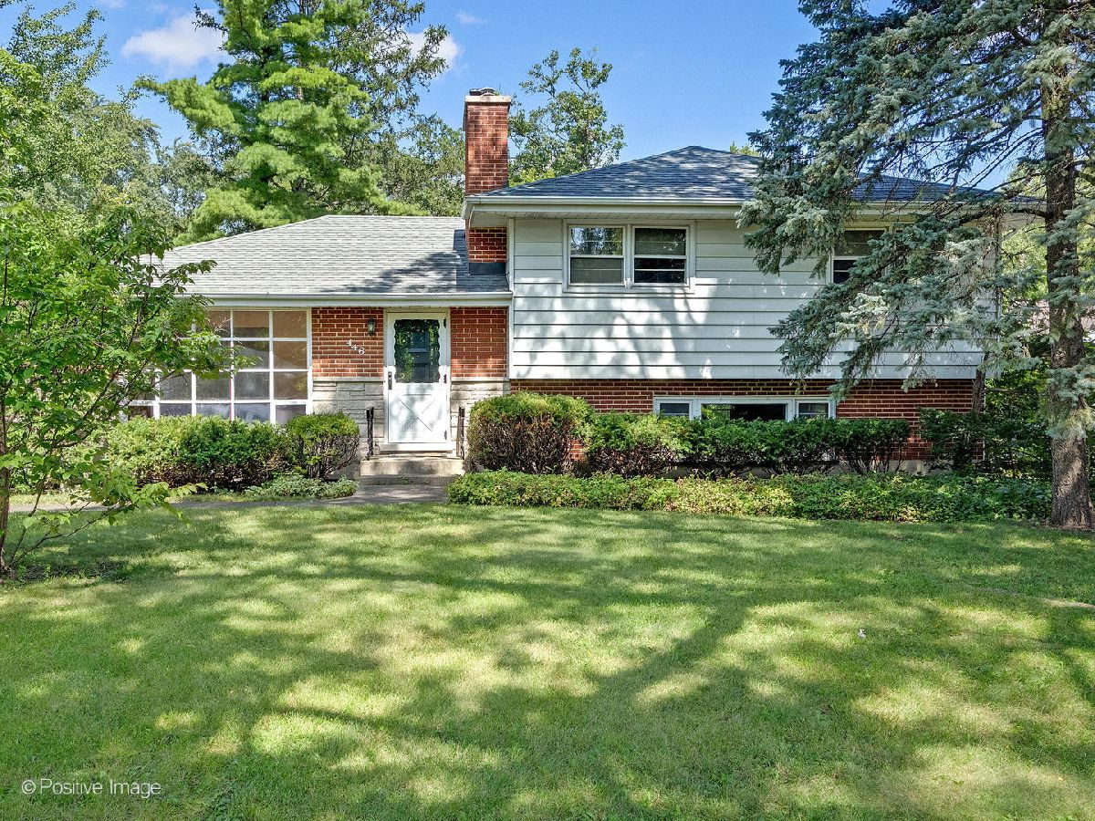  For Sale Clarendon Hills Illinois, 446 Naperville Road