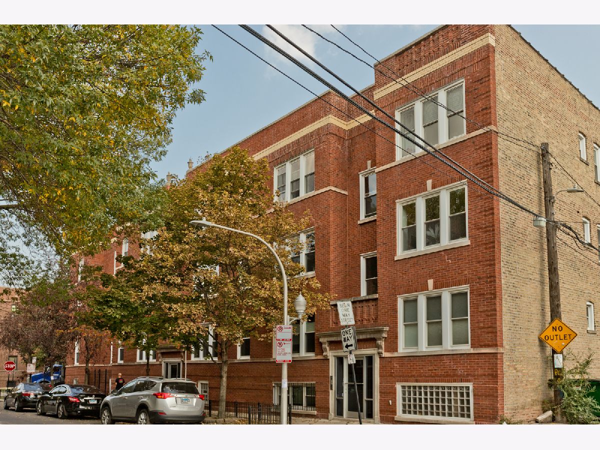  Rented Chicago Illinois, 2715 Sawyer