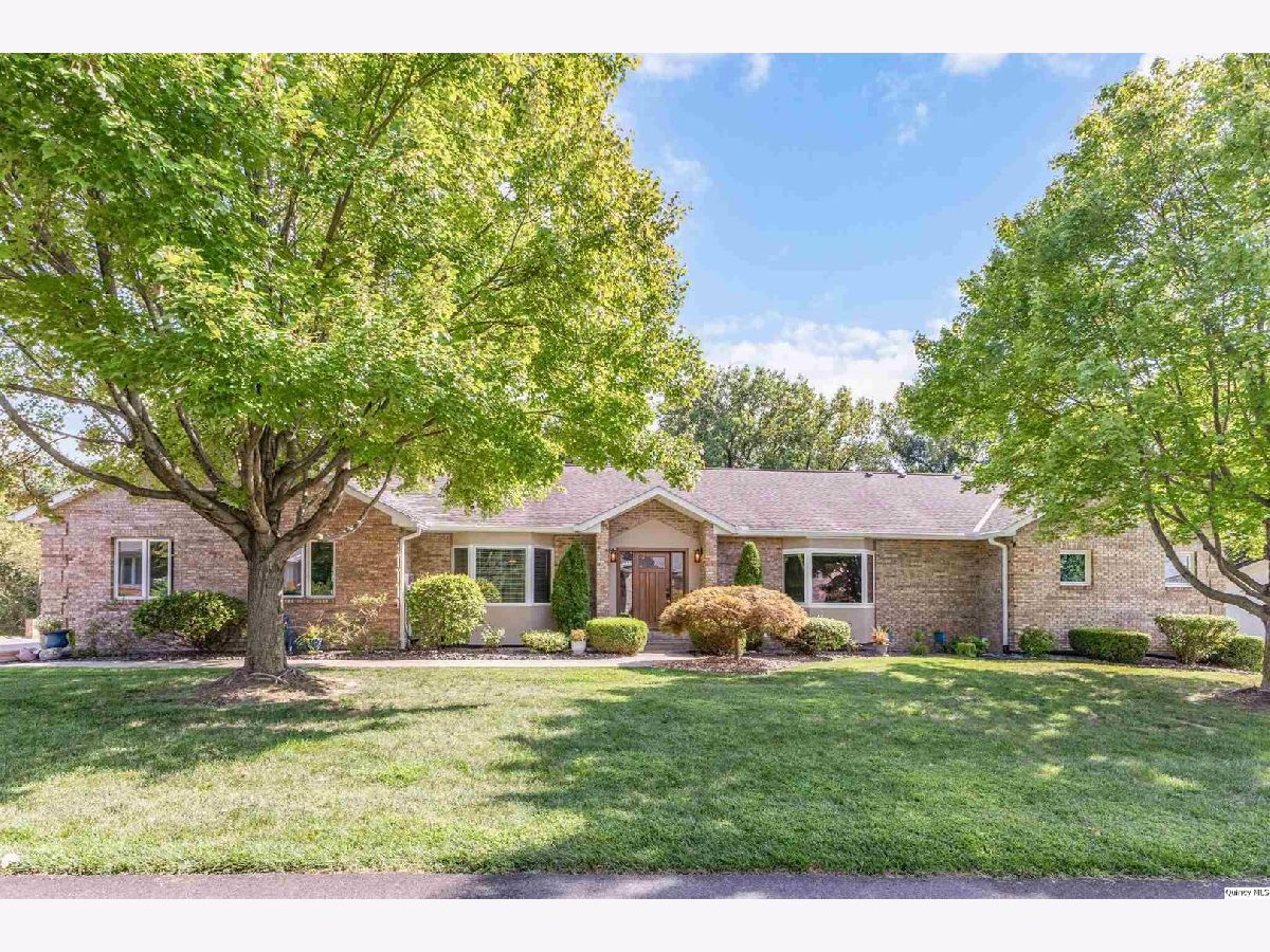  For Sale Quincy Illinois, 408 Fairway Drive