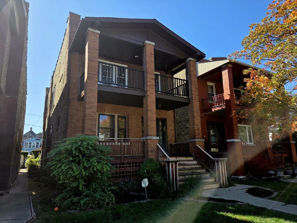 Rented Chicago Illinois, 4019 Grace