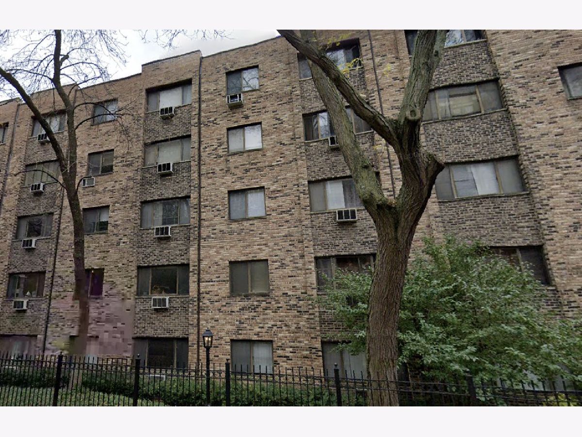  Rented Chicago Illinois, 611 Patterson