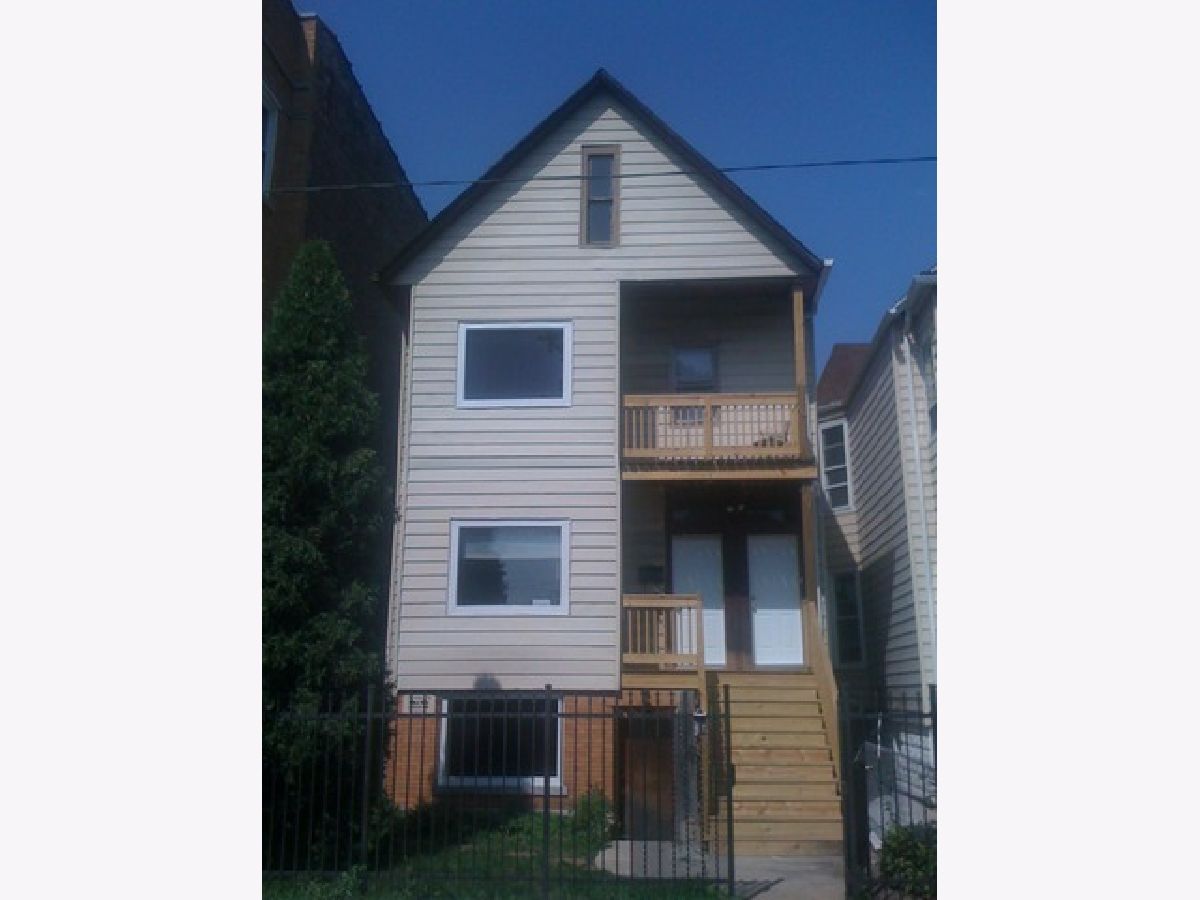  Rented Chicago Illinois, 2122 Spaulding