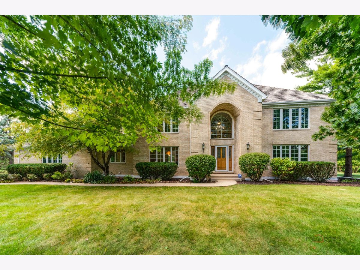 Homes For Sale Country Club Meadows Long Grove Illinois, 1728 Holly Court