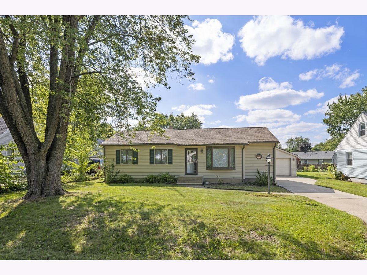  For Sale Machesney Park Illinois, 9413 Cinncinnati Drive
