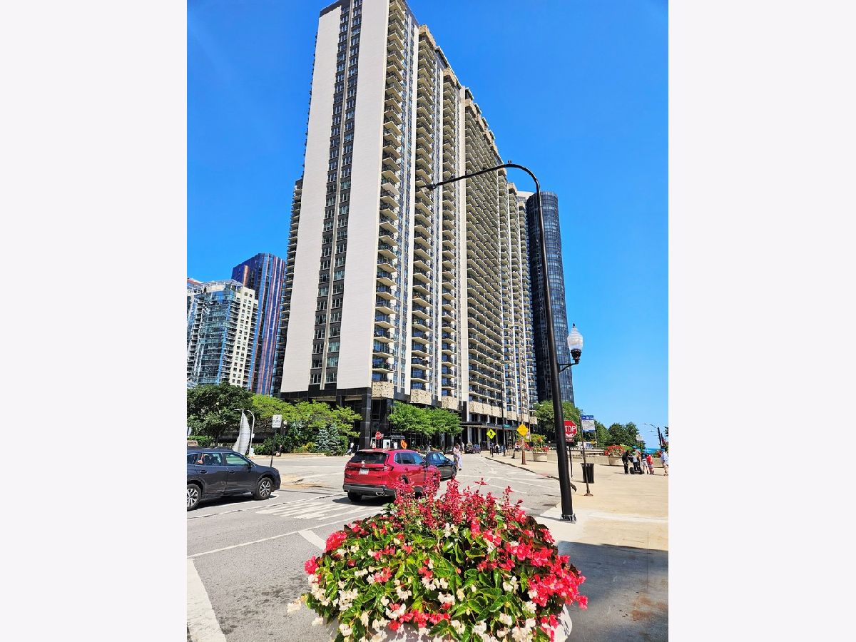 Sold Chicago Illinois, 400 Randolph