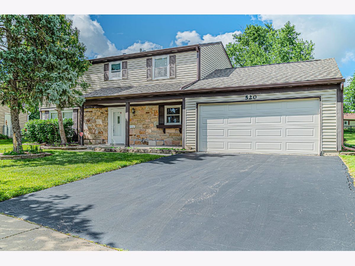  For Sale Schaumburg Illinois, 520 Salem Drive