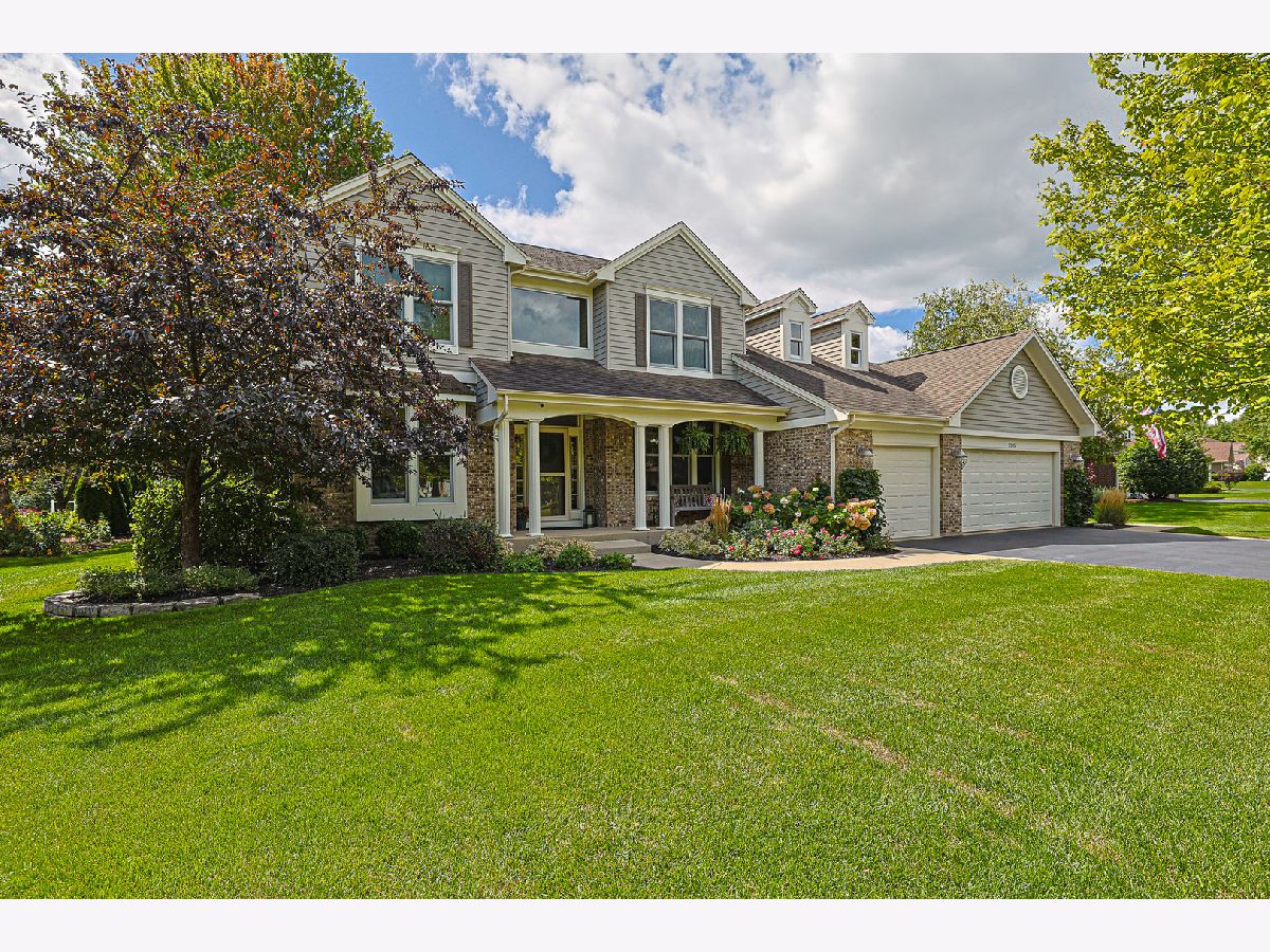 Homes For Sale Woodscreek Crystal Lake Illinois, 1205 Alexandra Boulevard