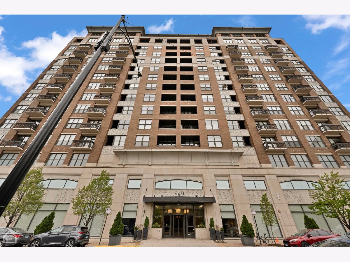 Condominiums Rented Parc Chestnut Chicago Illinois, 849 Franklin
