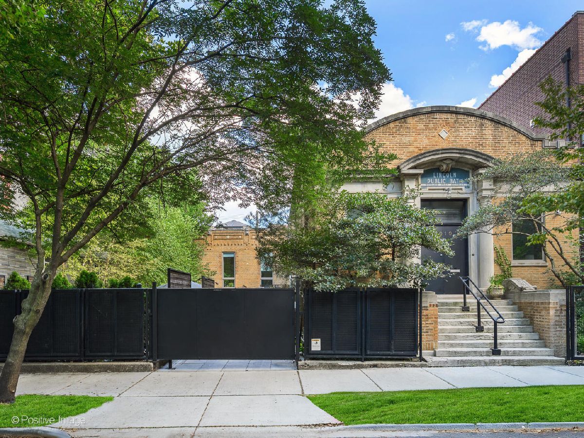 Condos & Townhomes & Homes For Sale Wicker Park Chicago Illinois, 1019 Wolcott Avenue