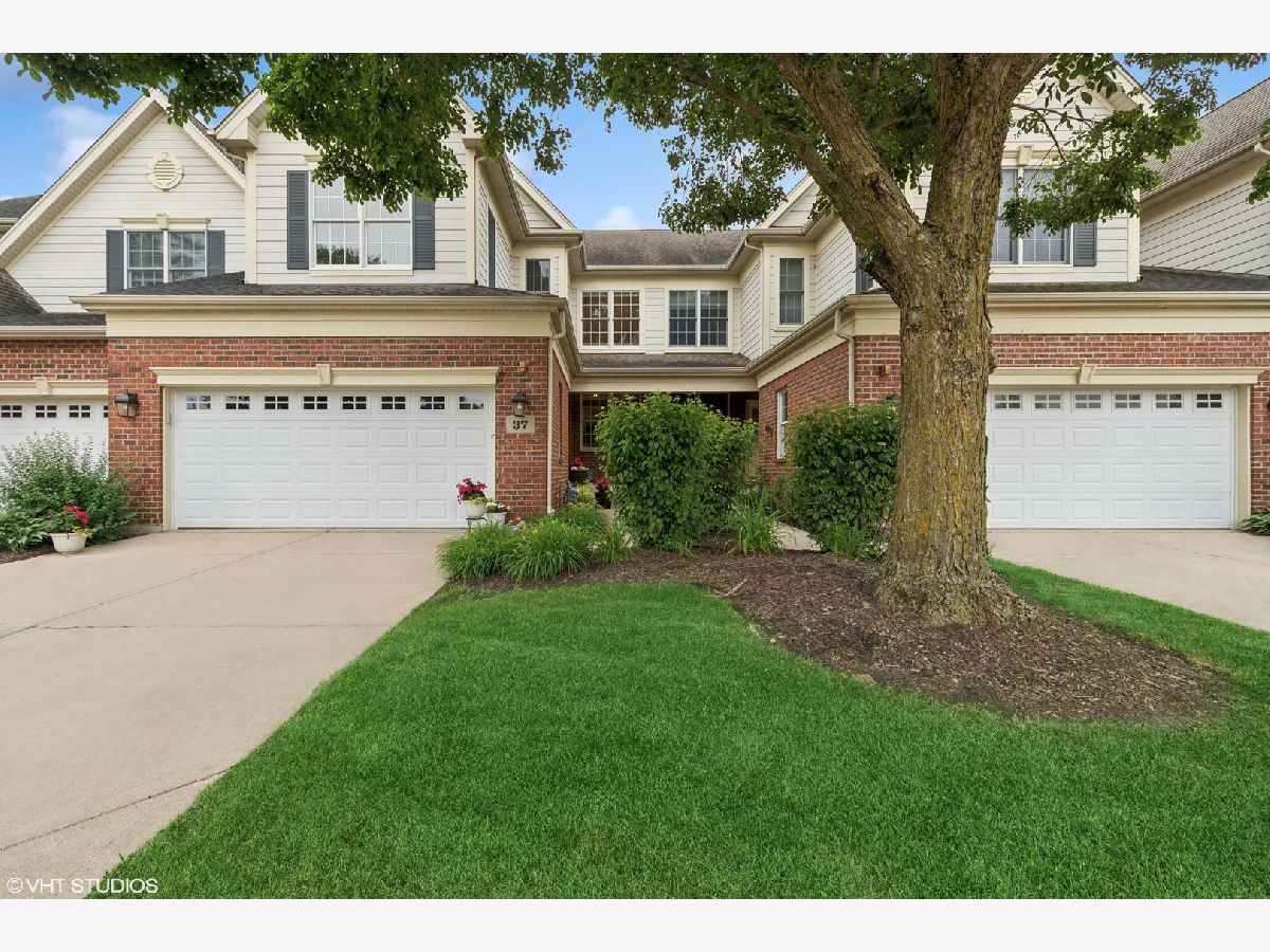  For Sale Hawthorn Woods Illinois, 37 Harborside Way