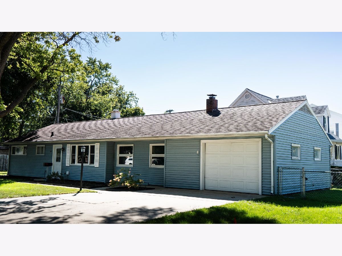  For Sale Pontiac Illinois, 110 Olive Street