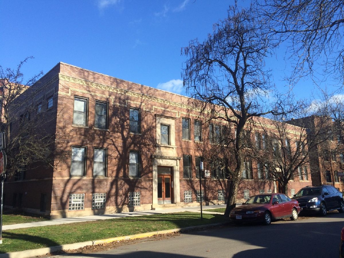  Rented Chicago Illinois, 1320 Waveland