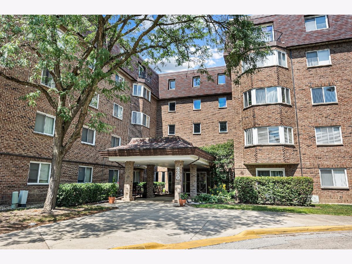  Sold Schaumburg Illinois, 220 Roselle