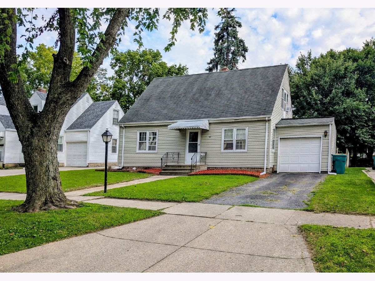Homes For Sale Oneida Heights Joliet Illinois, 1300 Oneida Street