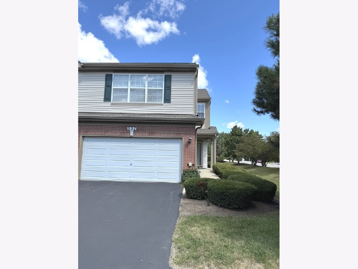  For Rent Round Lake Illinois, 537 Red Deer