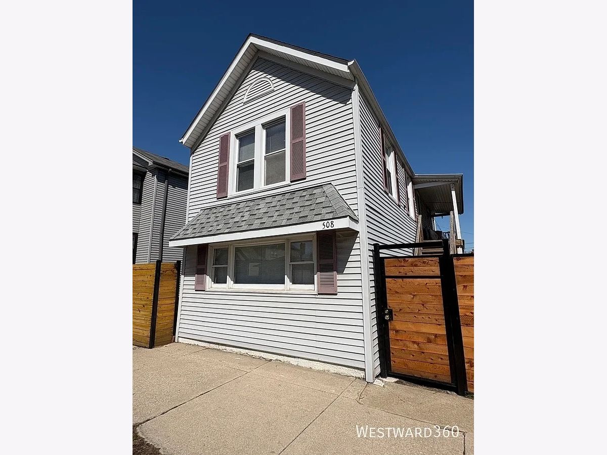 Rented Chicago Illinois, 508 46th