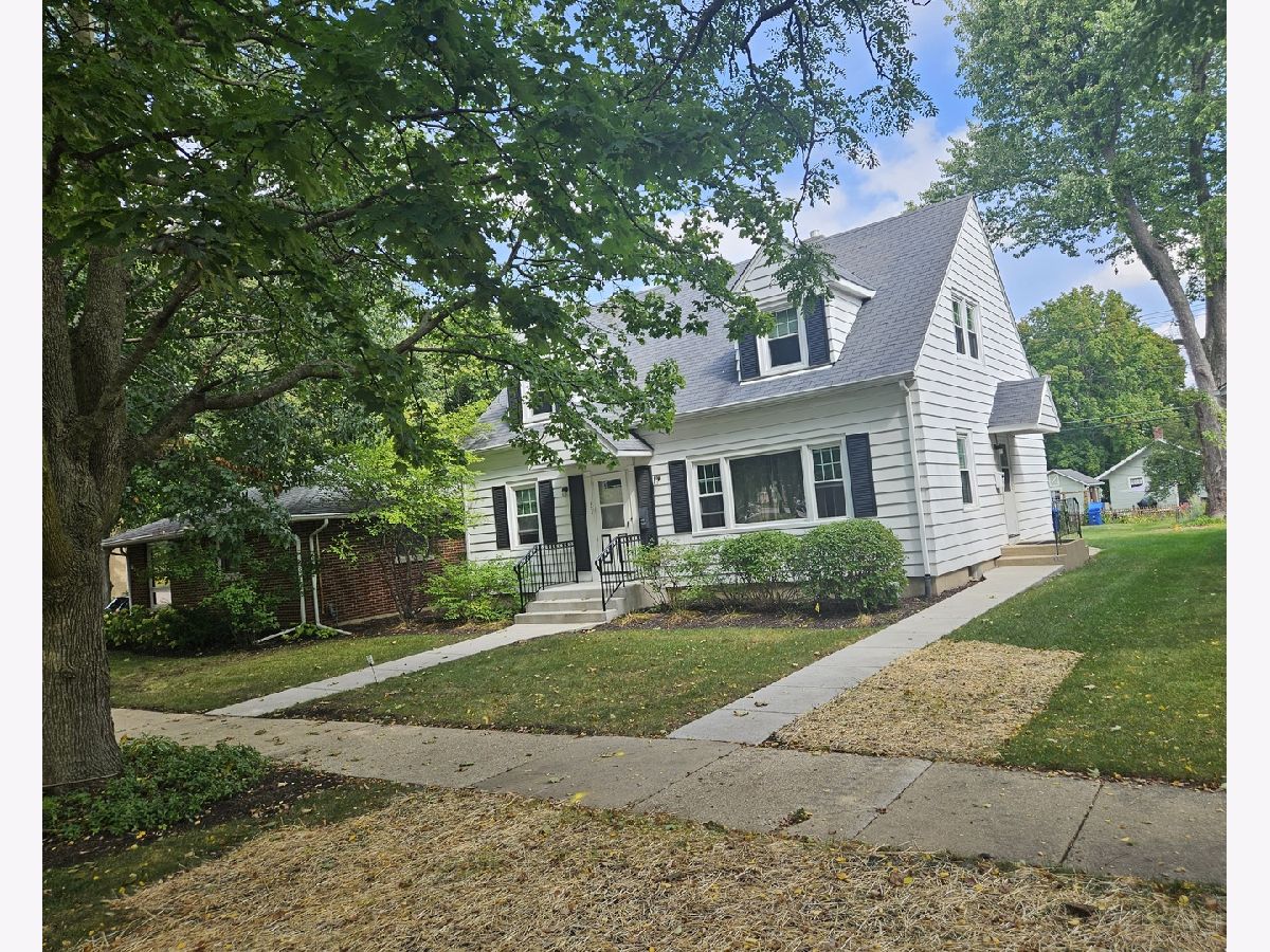  For Rent Geneva Illinois, 521 Anderson