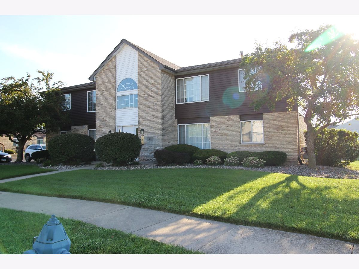  For Rent Crest Hill Illinois, 1411 Berta