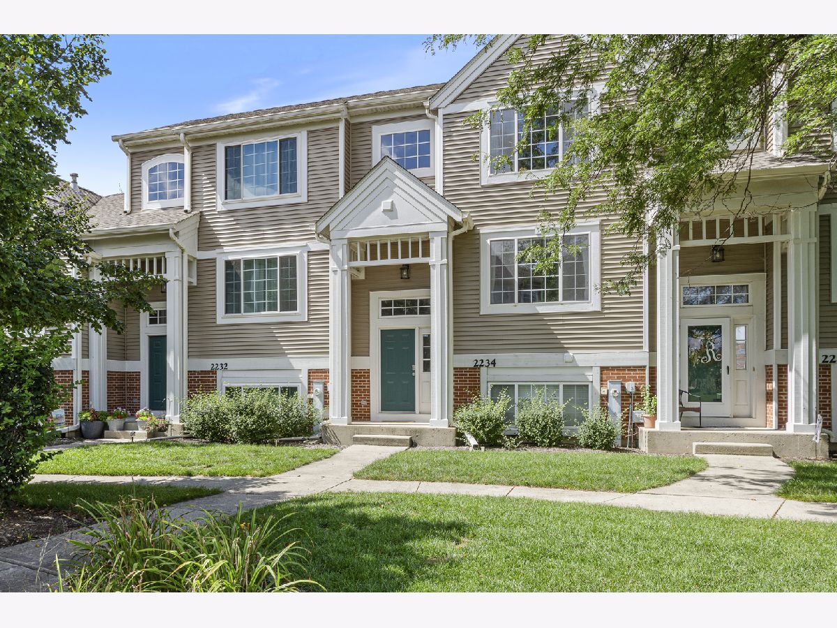  For Sale Aurora Illinois, 2234 Daybreak Drive