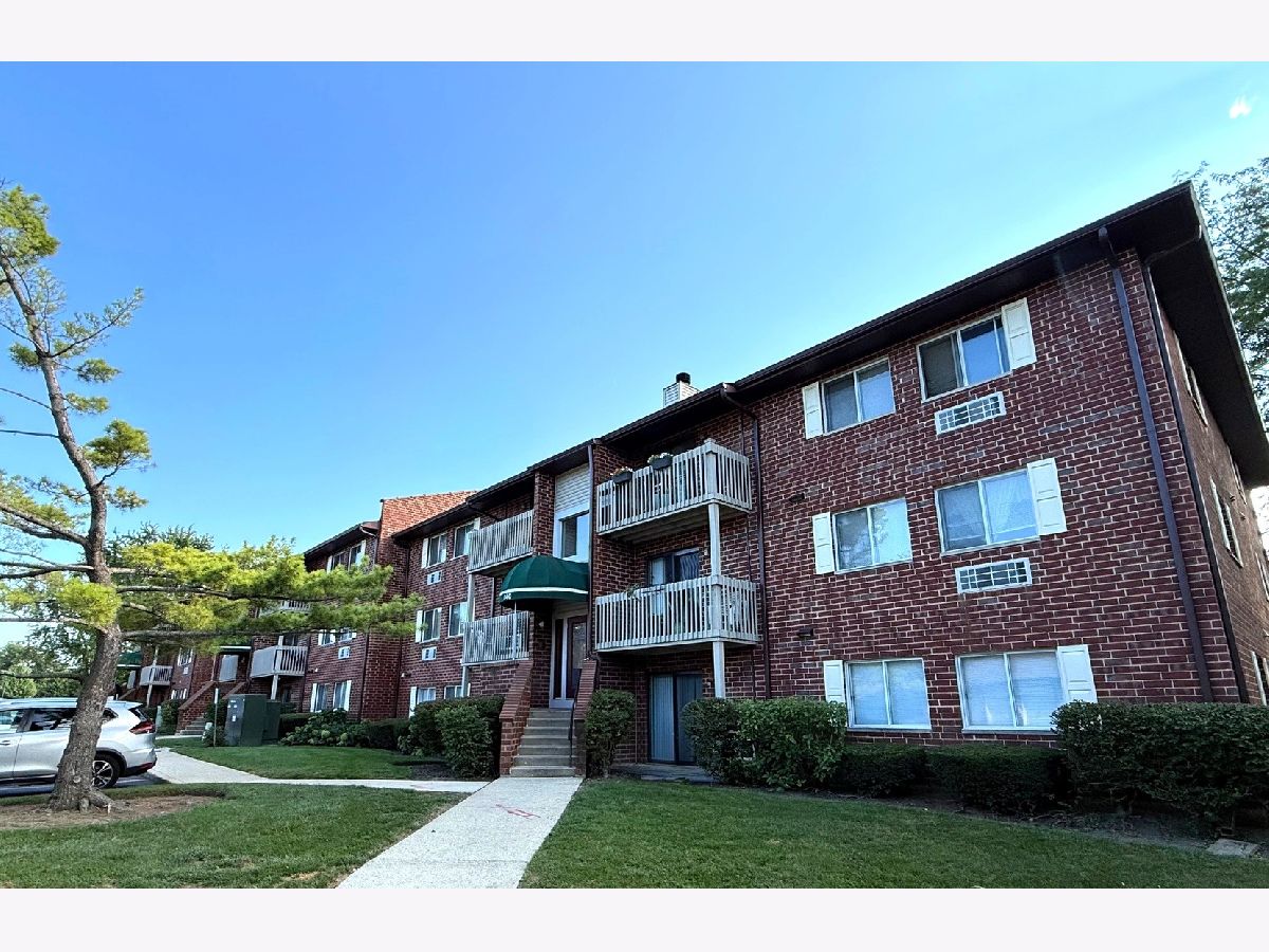  For Sale Vernon Hills Illinois, 840 Lakeside Drive