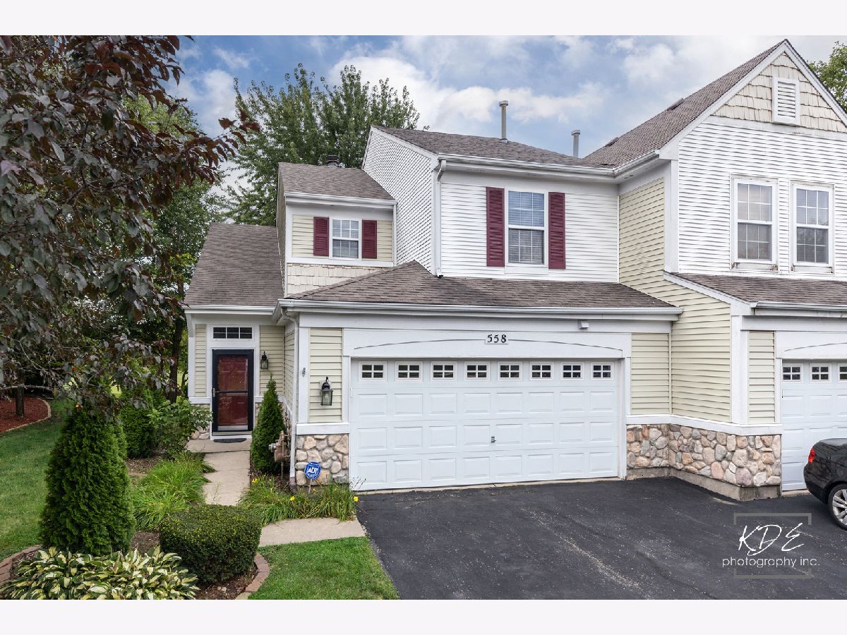  For Sale Bolingbrook Illinois, 558 Pinebrook Drive