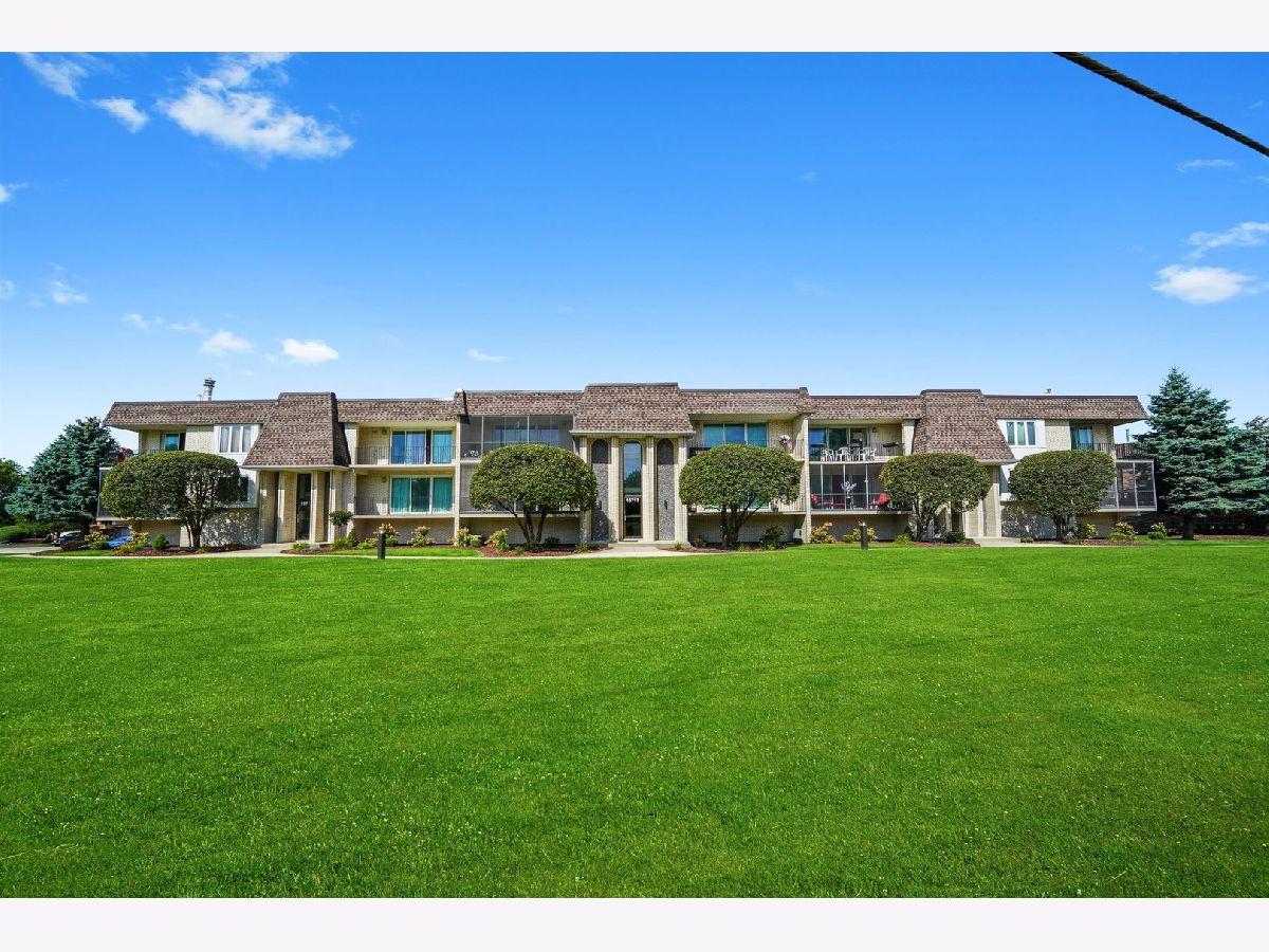  For Sale Orland Park Illinois, 15713 Brassie Court