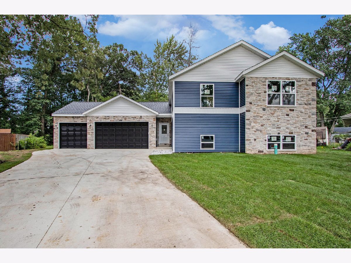 For Sale Portage Indiana, 5550 Morehouse Court