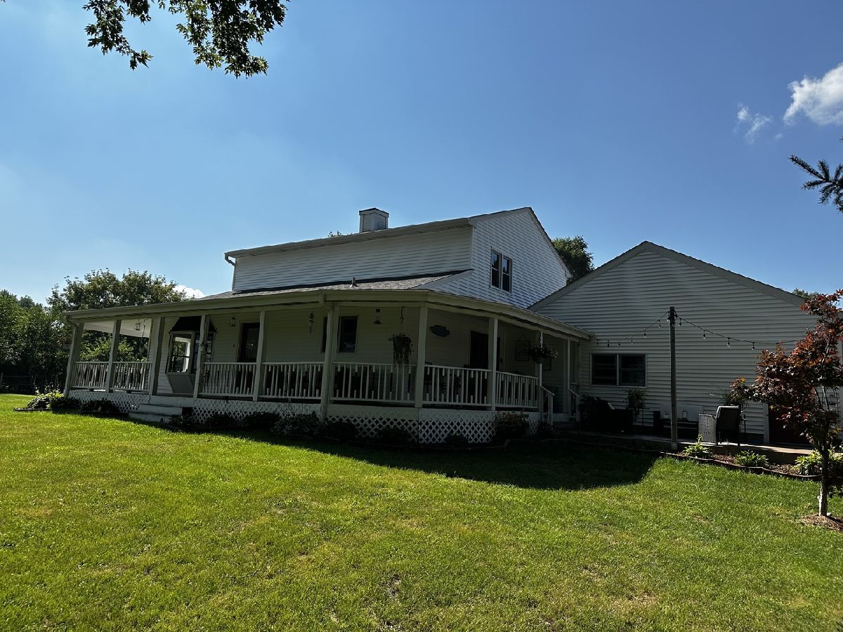  For Sale Woodstock Illinois, 15201 Il Route 176