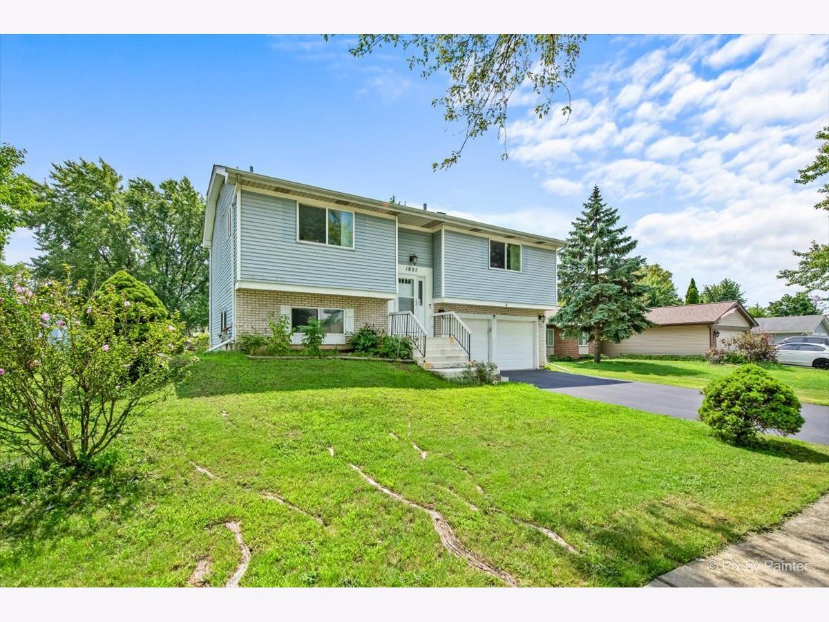  For Sale Hanover Park Illinois, 1805 Deforest Lane